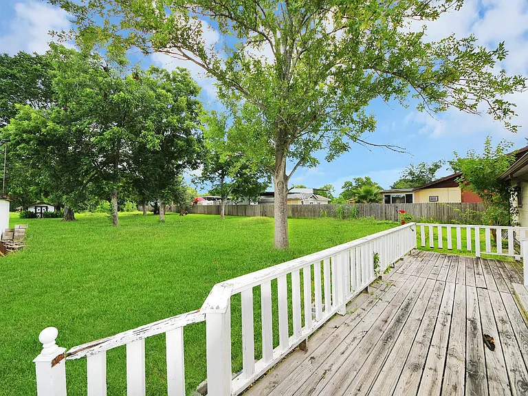 535 Pampa St — Photo 41