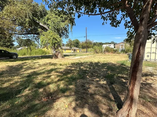 288 Nottingham Dr, Gordonville, TX 76245