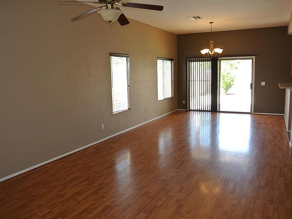 4th image of 2506 E Indian Wells Pl