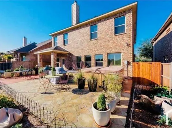 3925 Weatherstone Dr, Fort Worth, TX 76137