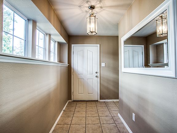 4th image of 3221 Mint Springs St