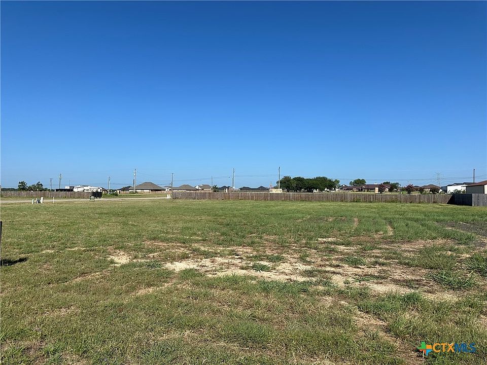 1st image of 5113 Hollow Dr