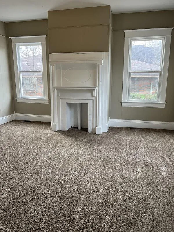 4 bed, 1.5 bath, 1842 sqft, $1,500 — Photo 4