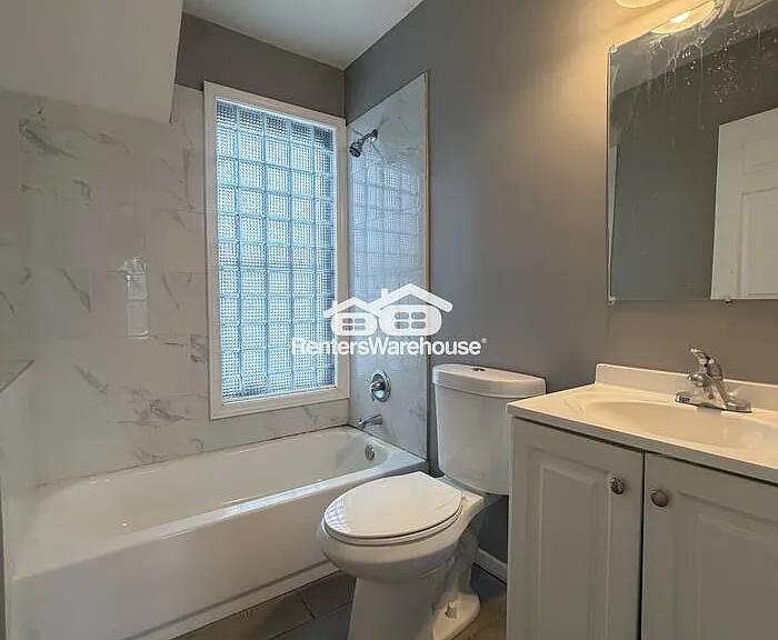 2540 12th Ave S #2 — Photo 15