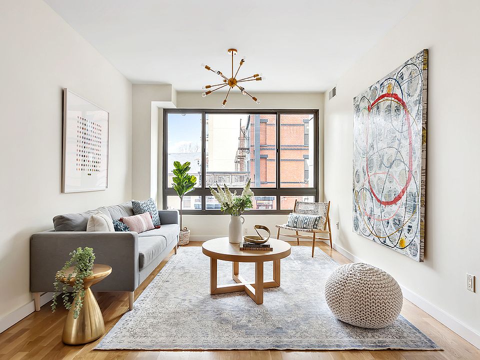 1st image of 500 4th Ave APT 2C