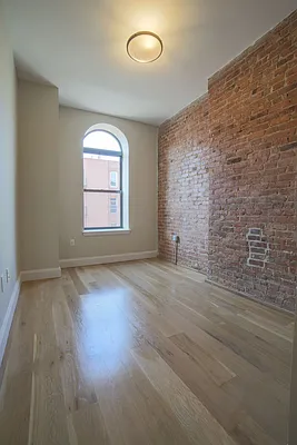 Rented by Prime Square Realty | media 45