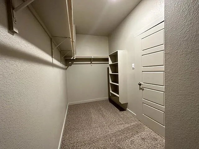 1316 Plymouth Rd — Photo 18
