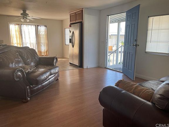 5th image of 1045 N Azusa Ave