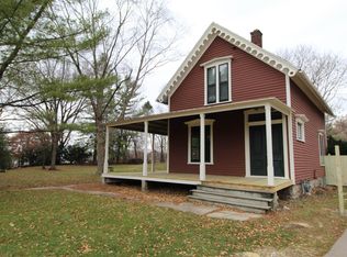 522 N Rockton Ave, Rockford, IL 61101