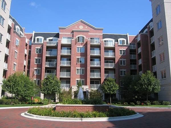 1st image of 4811 N Olcott Ave Unit 202