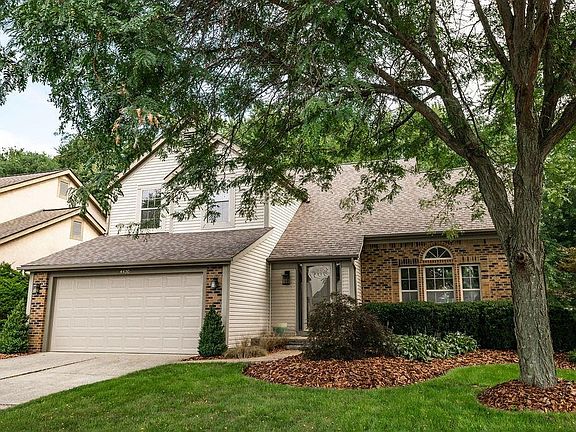 2nd image of 4400 Woodstream Dr