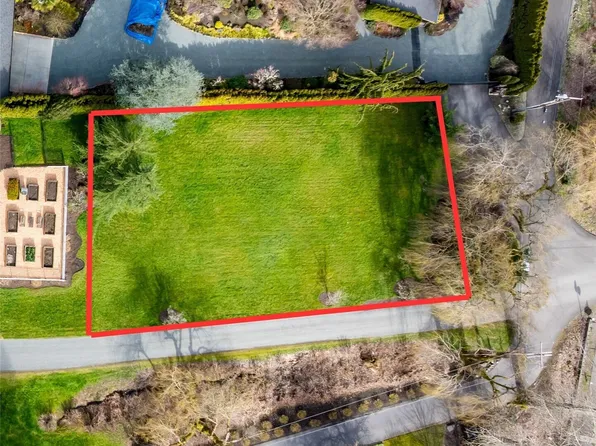 6 XX E Lake Sammamish Parkway SE, Sammamish, WA 98074