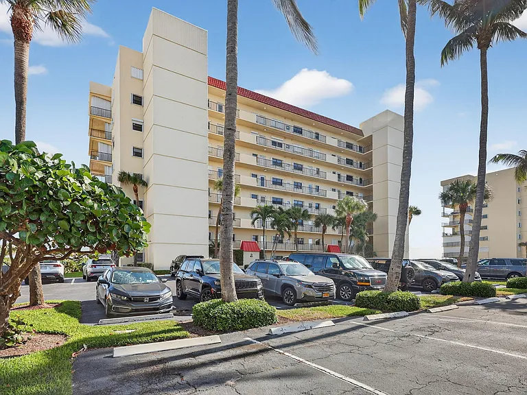 7410 S Ocean Dr #109 — Photo 33