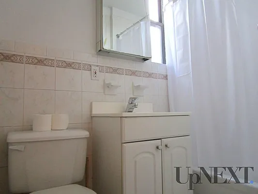 Rented by UpNext Real Estate | media 40