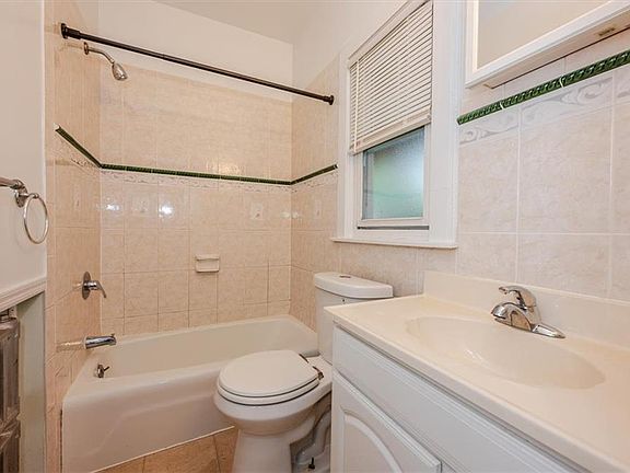 5th image of 421 Homestead Ave #1