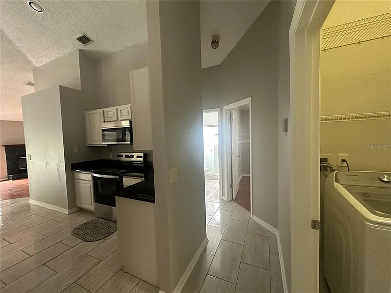 929 Rosinia Ct — Photo 24