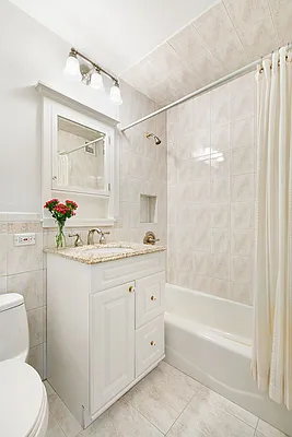 Sold by Compass | media 10