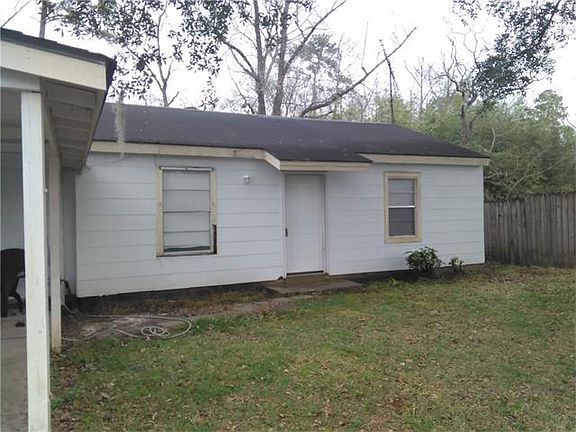 2nd image of 720 Avenue L
