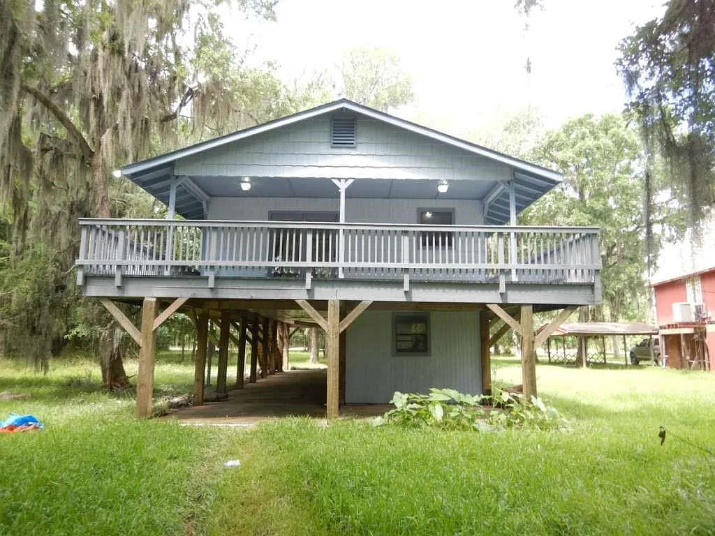 3 bed, 2.5 bath, 1224 sqft, $1,750 — Photo 1