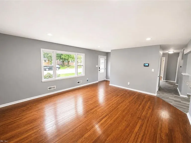 519 Beech Dr — Photo 5