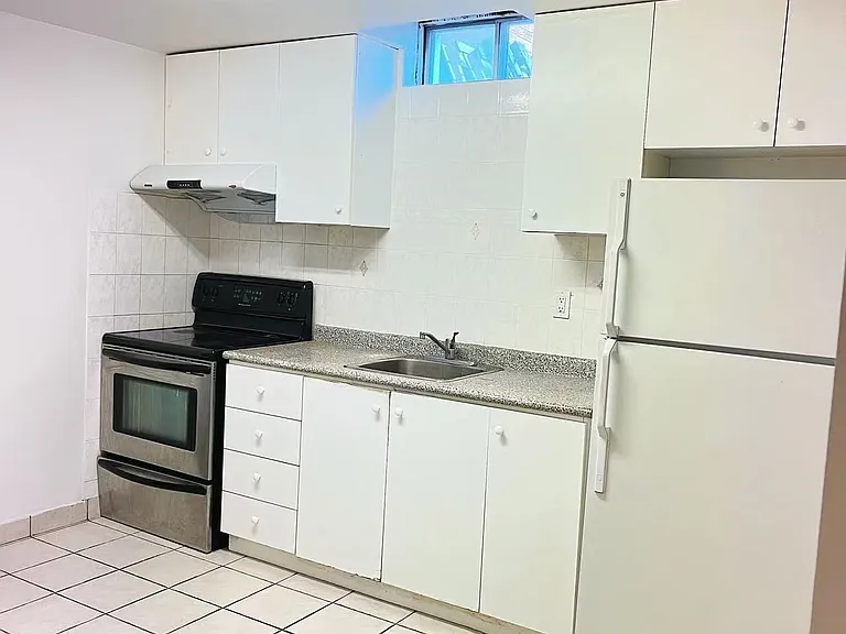 50 Dowling Cir #A2 — Photo 1