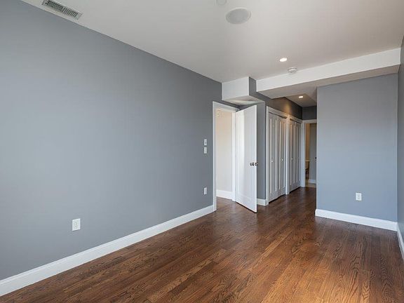 5th image of 335 D St