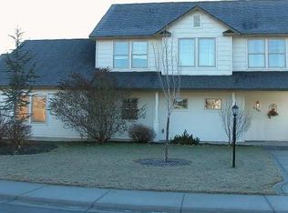 4941 W Fairborough, Meridian, ID 83642