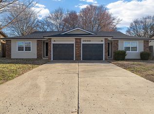 3000 W Roxbury St, Springfield, MO 65807