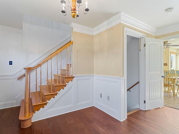 4th image of 1881 Lakeland Dr