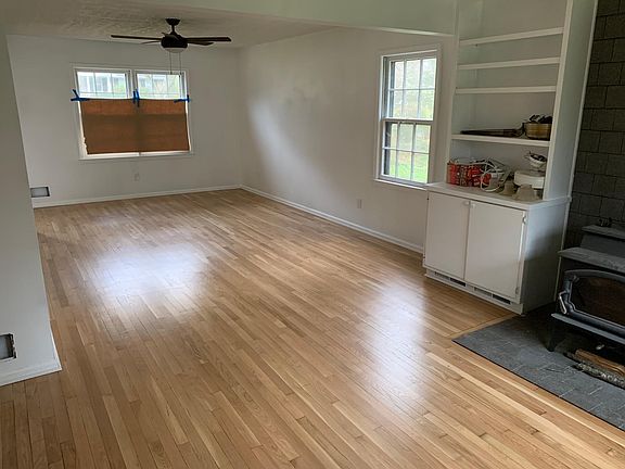 4th image of 4373 Angie Dr