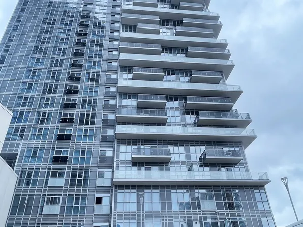 225 Village Green Sq, Toronto, ON