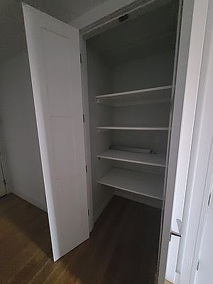 4th image of 519 Lincoln Pl #502