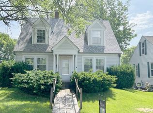 710 N Epworth St, Fairfield, IL 62837