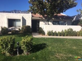 573 E Sunshine Cir, Palm Springs, CA 92264