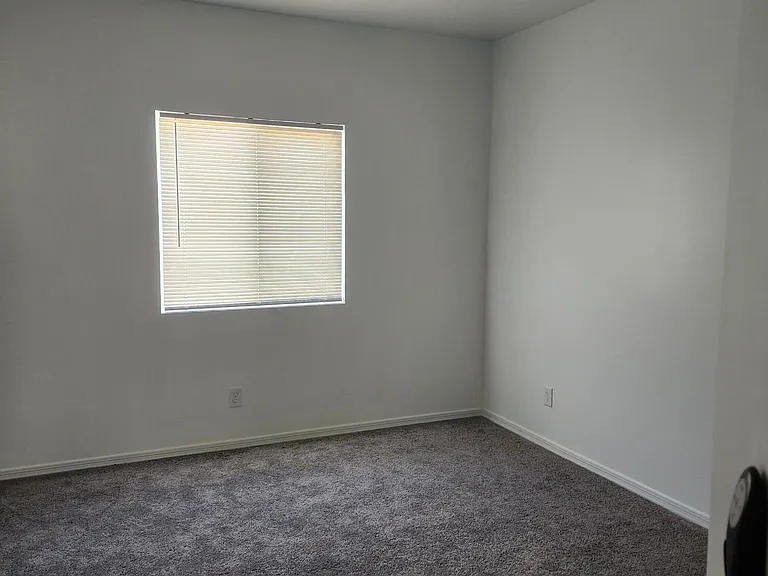 13905 S Avalon Rd — Photo 10
