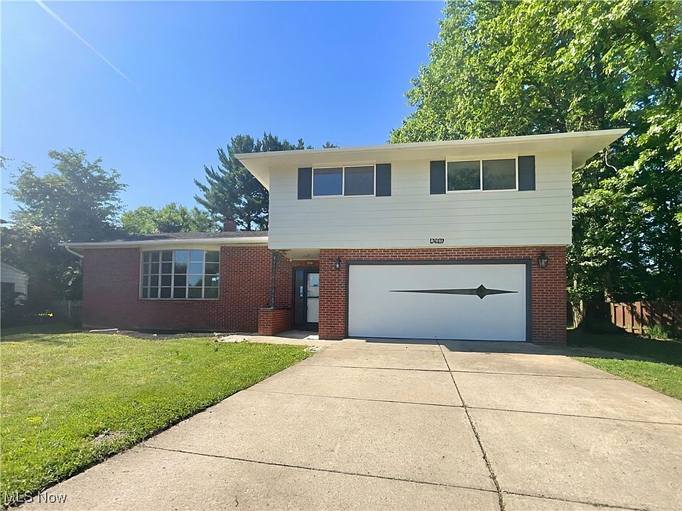 1st image of 13689 Pineview Ct