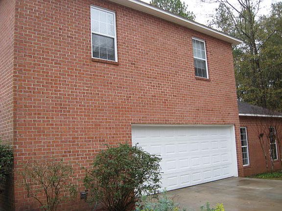 2nd image of 724 Chesley Dr