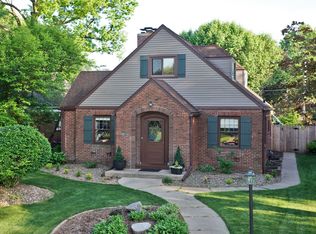 2930 25th Ave #A, Moline, IL 61265