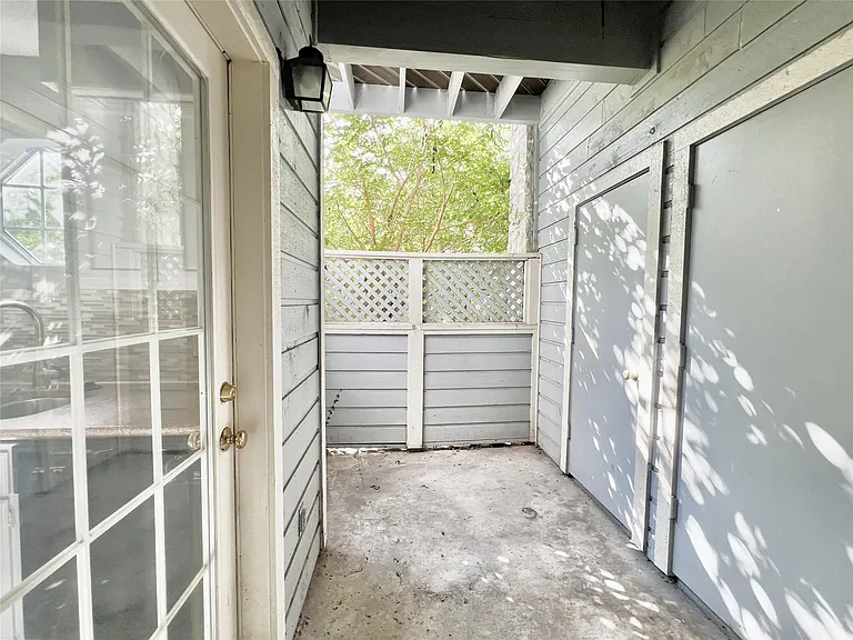 3111 Tom Green St #105 — Photo 8