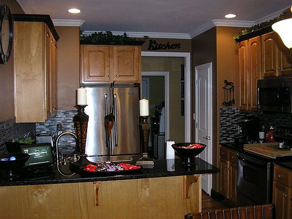 5th image of 2615 Ashgate Dr