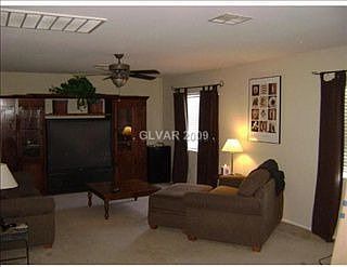 2nd image of 9724 W Gilmore Ave