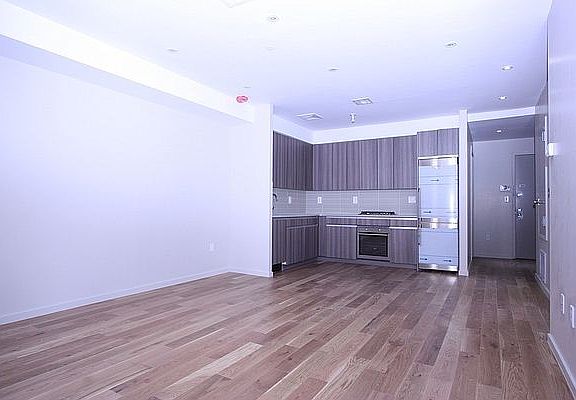 5th image of 29 Mac Donough St #2B