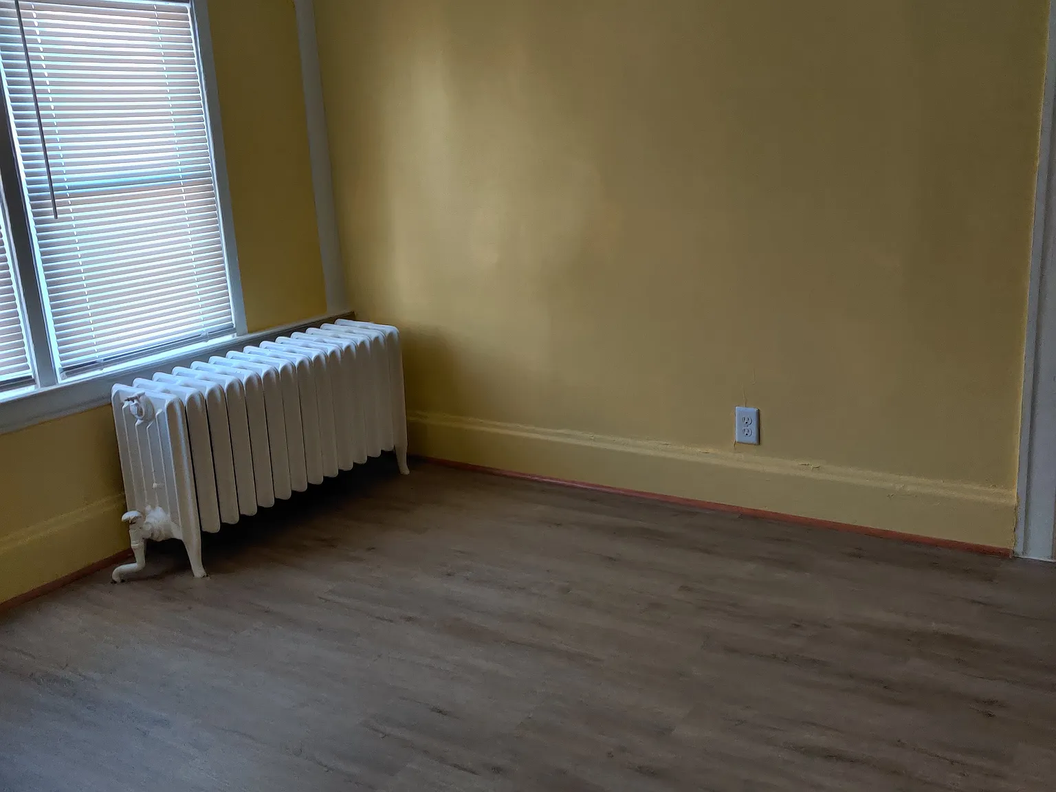 205 N Normal St — Photo 2