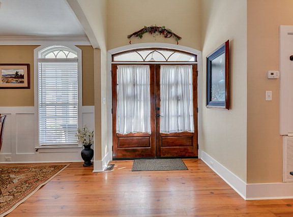 3rd image of 3019 Haseley Ct