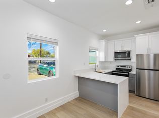 524 N Emerald Dr, Orange, CA 92868