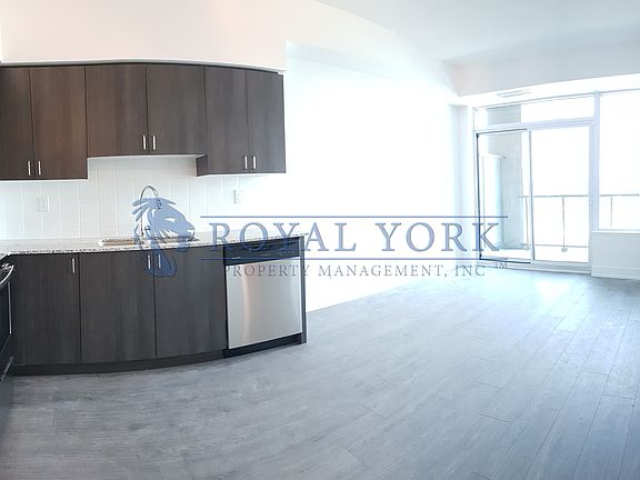 4 - 1215 Bayly Street, Pickering, Ontario L1W 1L7 - Royal York Property Management_12062018