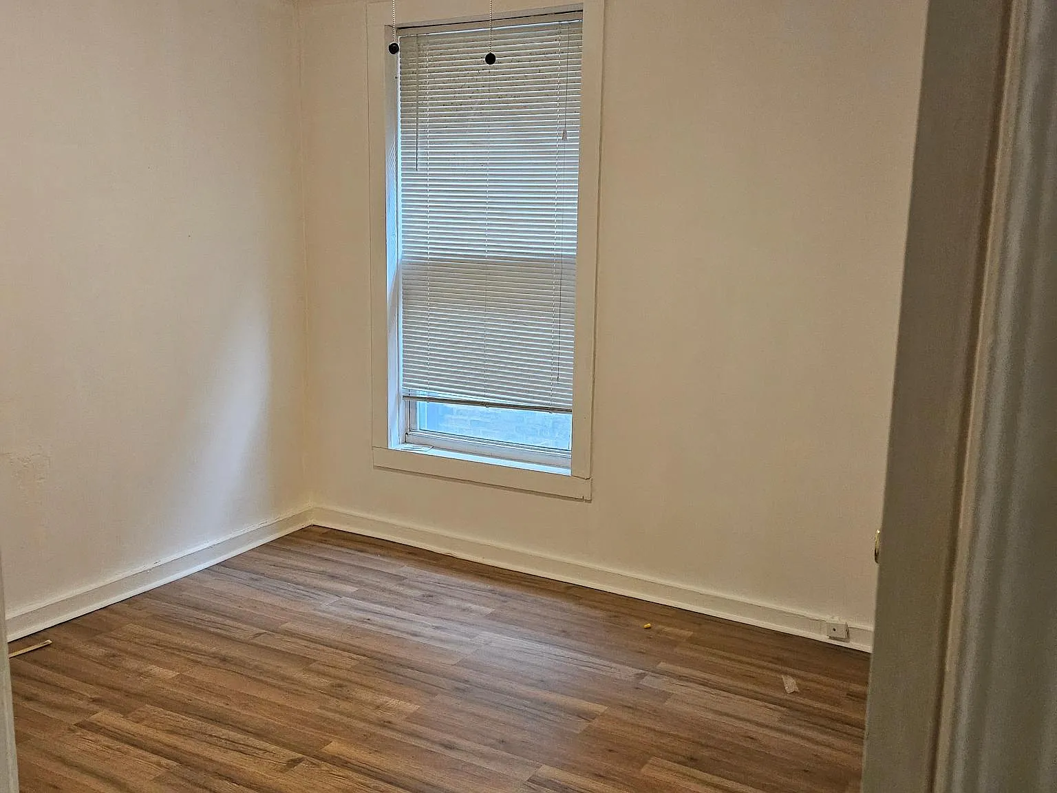 6639 S Perry Ave — Photo 3