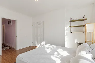 Rented by Nest Seekers International