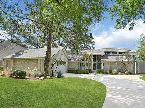3rd image of 9147 Penn Manor Ct