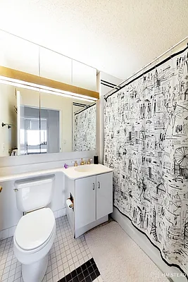 Rented by Halstead Real Estate | media 15